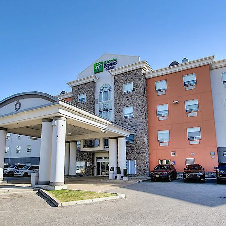 Holiday Inn Express Airport Calgary By Ihg מראה חיצוני תמונה