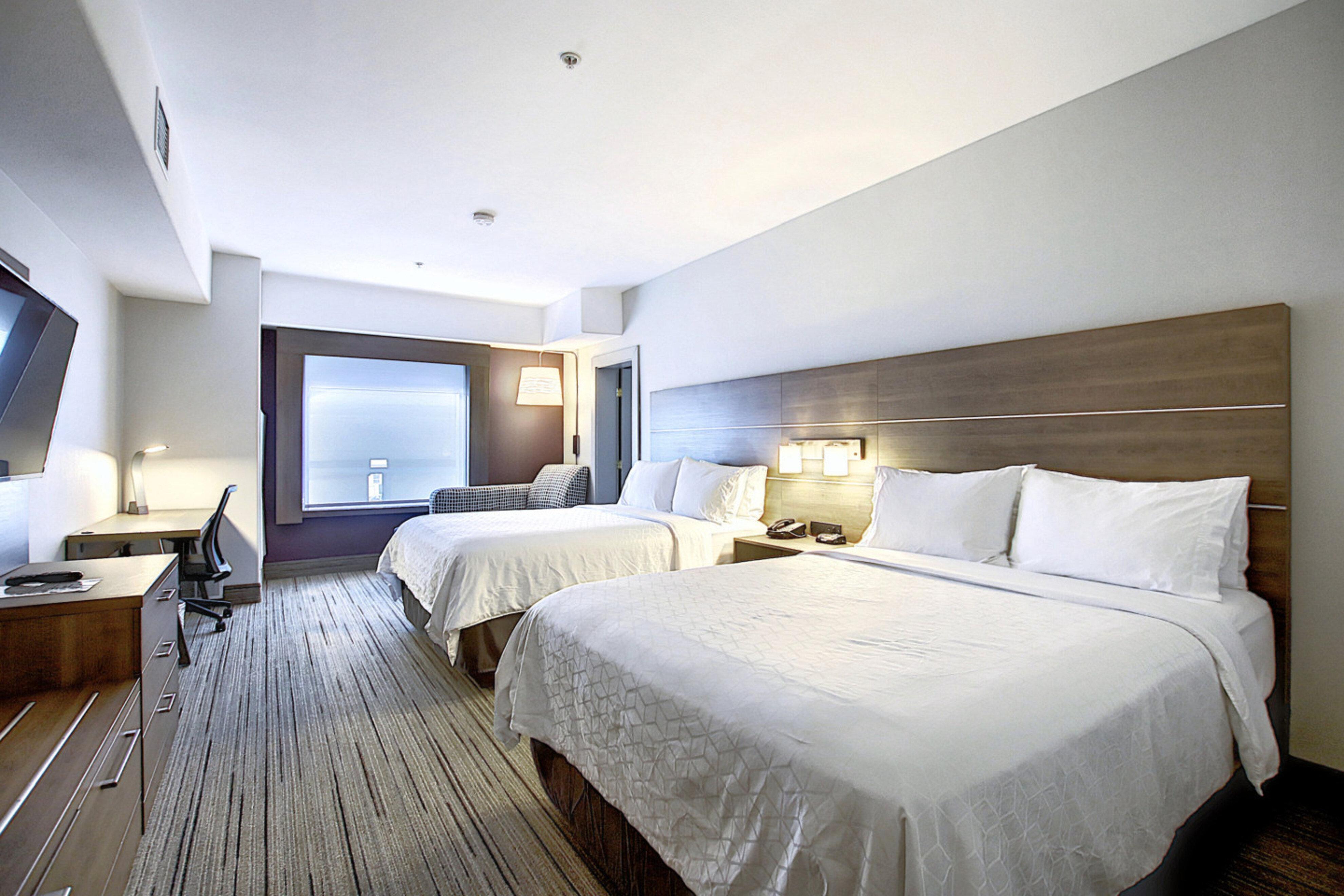 Holiday Inn Express Airport Calgary By Ihg מראה חיצוני תמונה