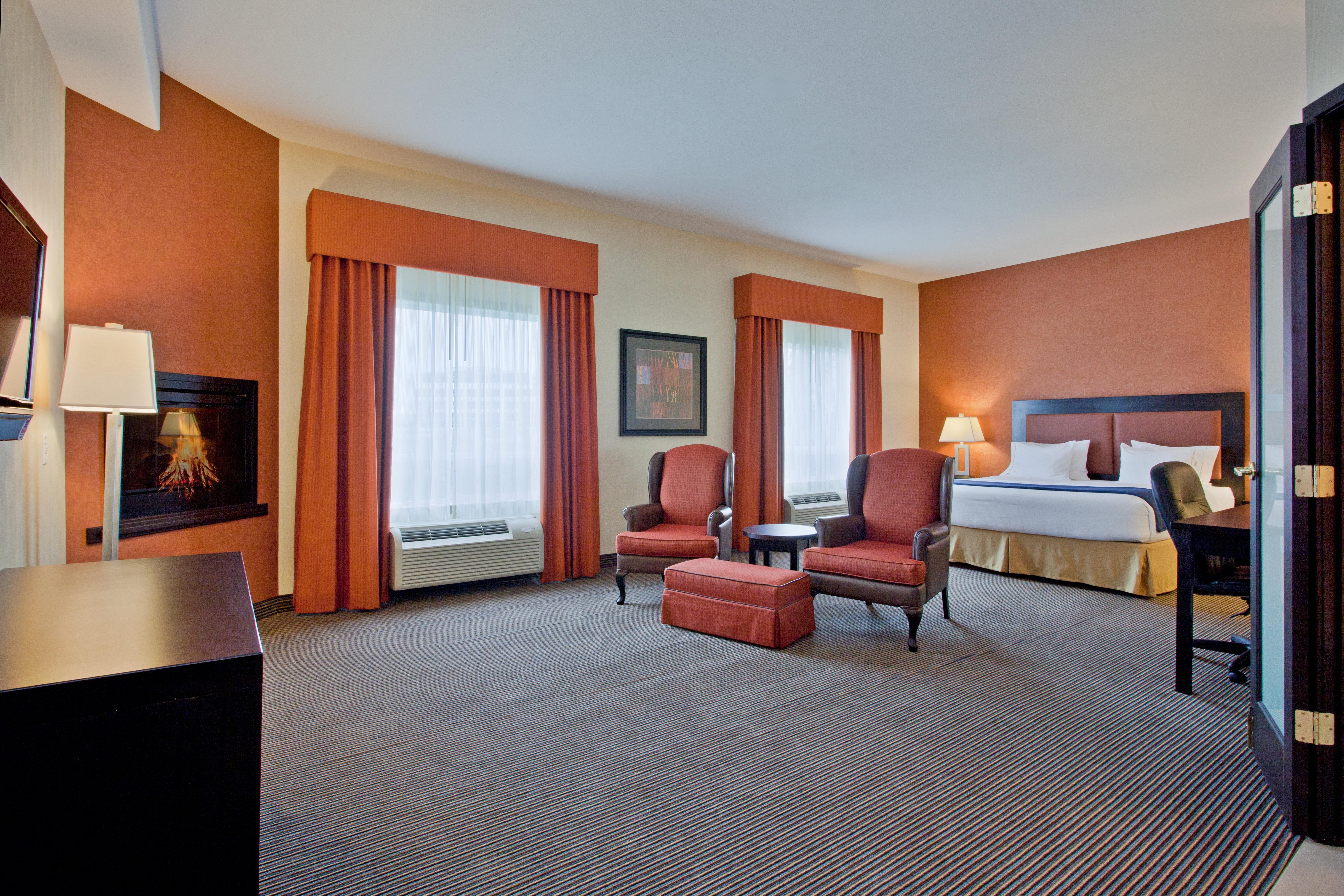 Holiday Inn Express Airport Calgary By Ihg מראה חיצוני תמונה